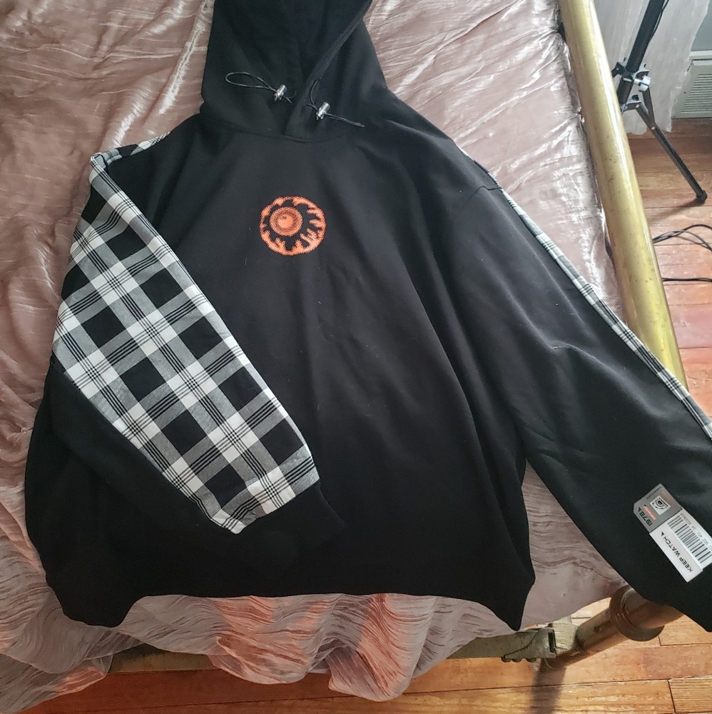 NWT Mischka Hoodie